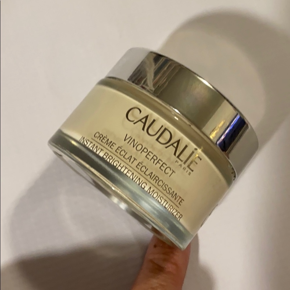 Caudalie Vinoperfect moisturizer